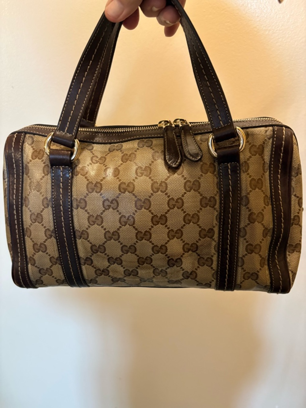 Gucci Brown Monogram Satchel with Gold Bow Accent. Authentic, Vintage Beautiful! - Picture 3 of 16